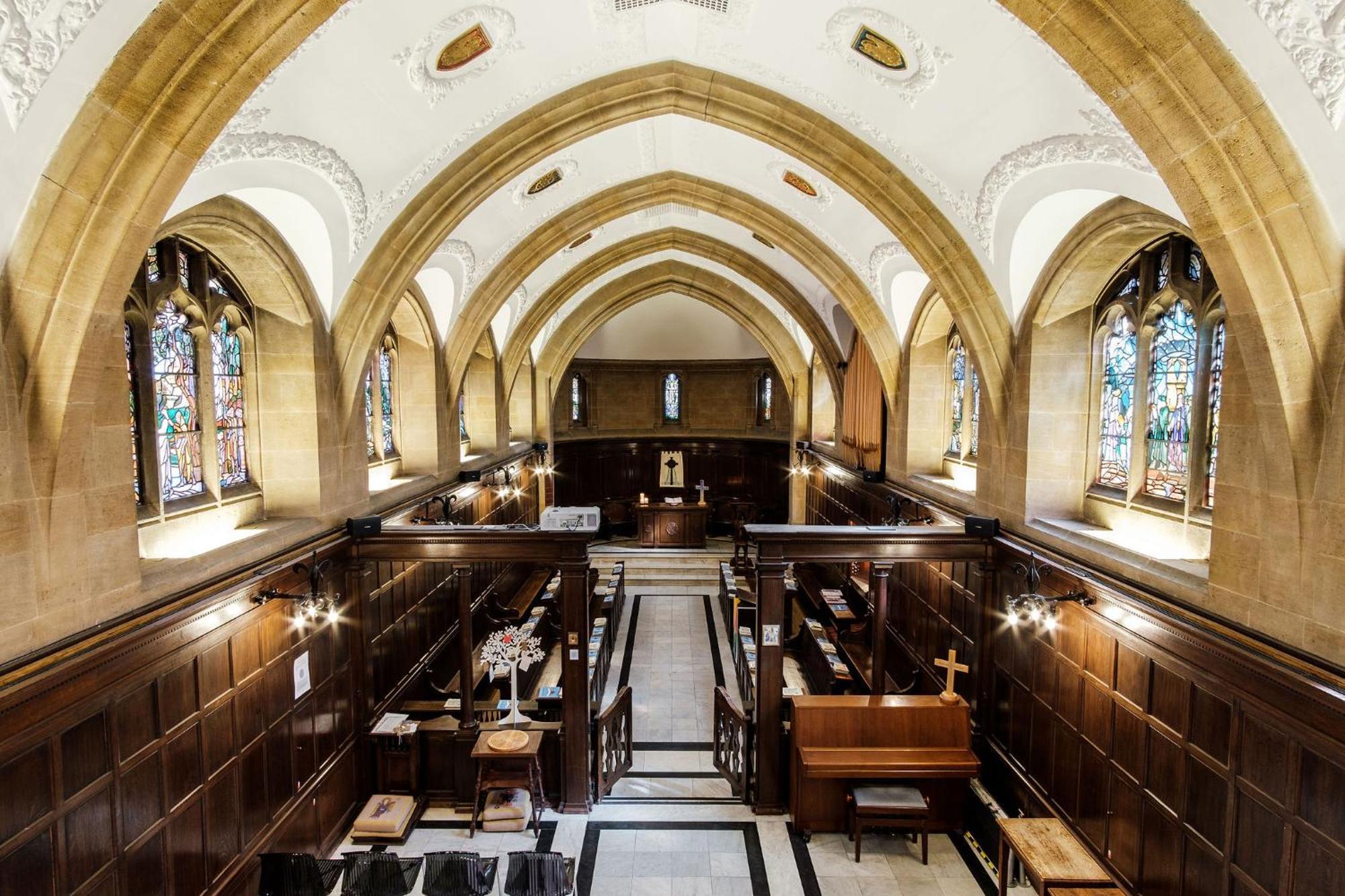 ホテル Westminster College CBG エクステリア 写真